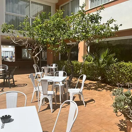 Hotel Classic, Solo Adultos